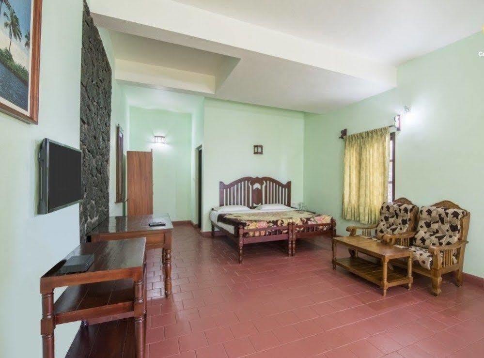 Shamrock Apartment Munnar Exterior photo